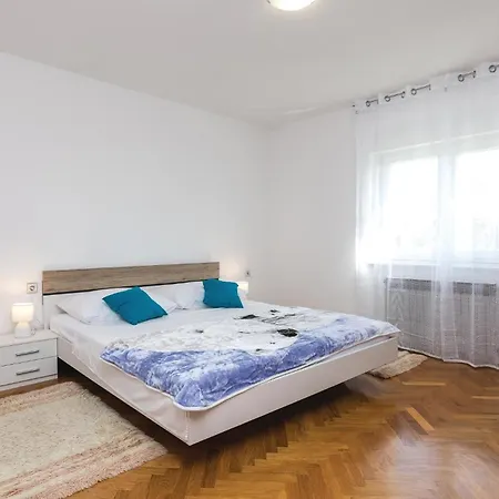 Ferienhaus Five-bedroom In