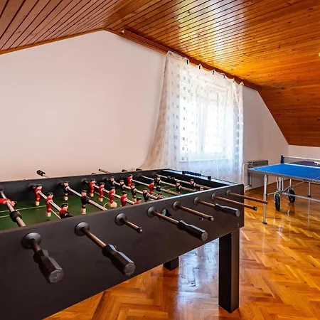 Five-bedroom In * Suhovare