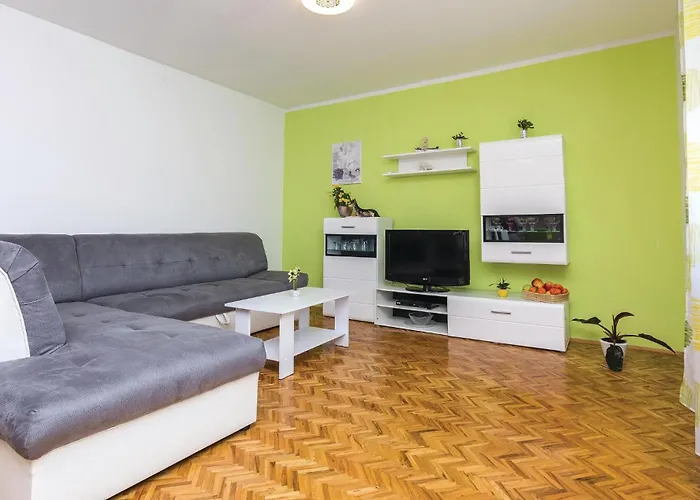 Σπίτι διακοπών Five-bedroom In
