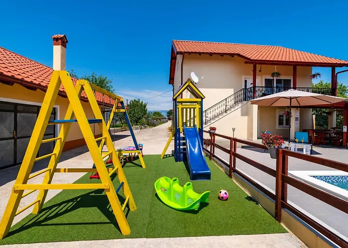 Σπίτι διακοπών Five-bedroom In
